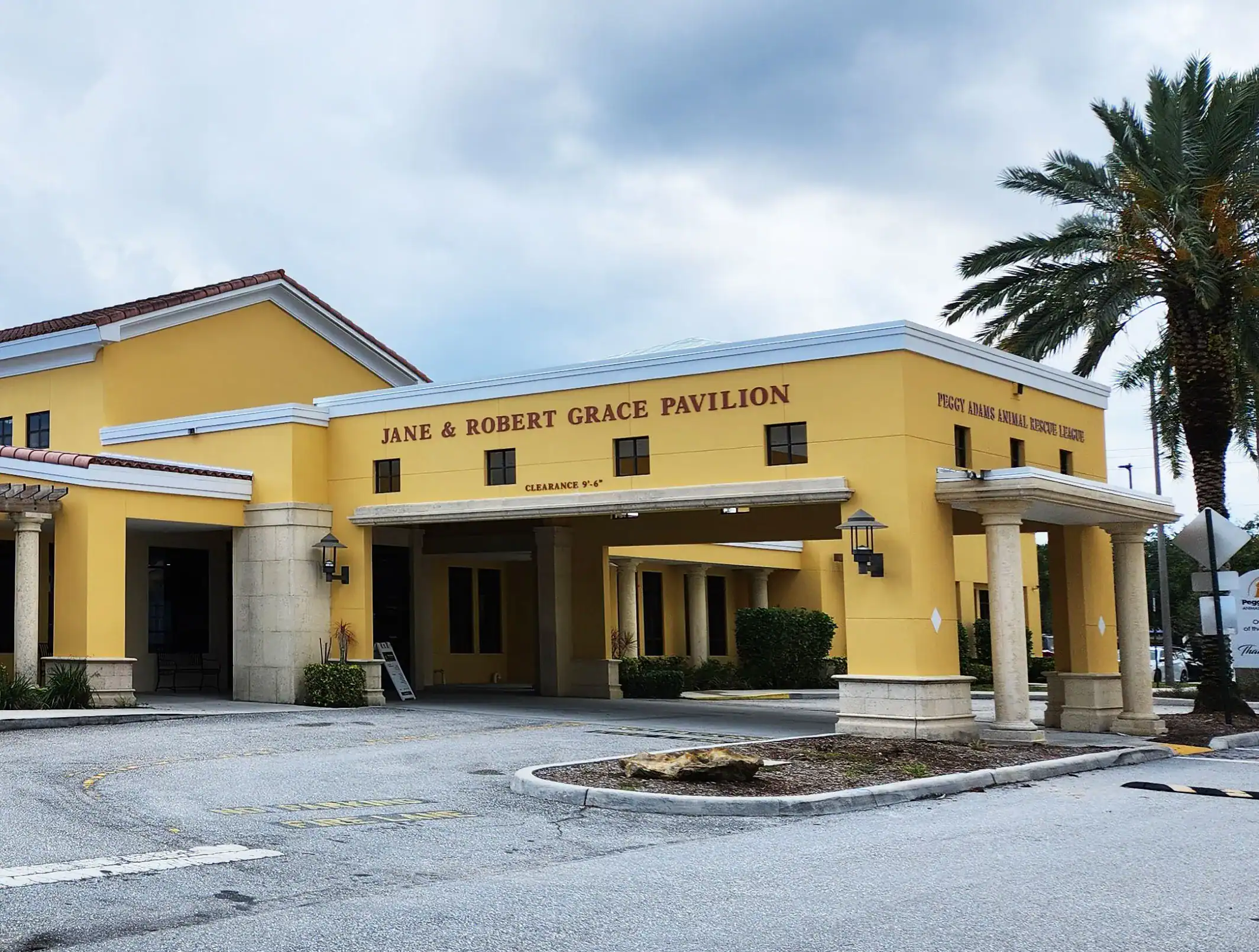 Exterior view of Jane & Robert Grace Pavilion at Peggy Adams Animal Rescue League in Florida.